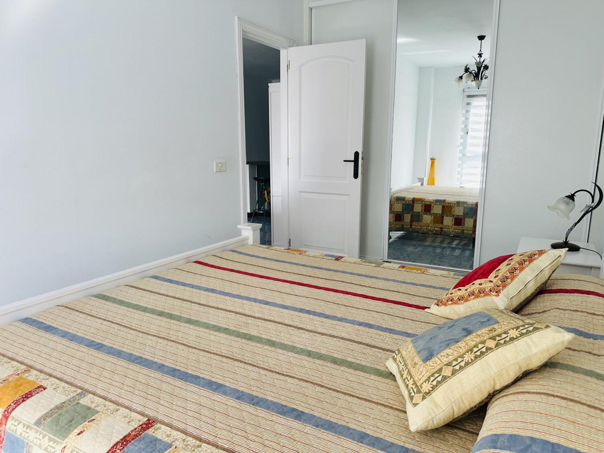 Pambnb - Chic Beachside Apartment Playa San Juan Buitenkant foto