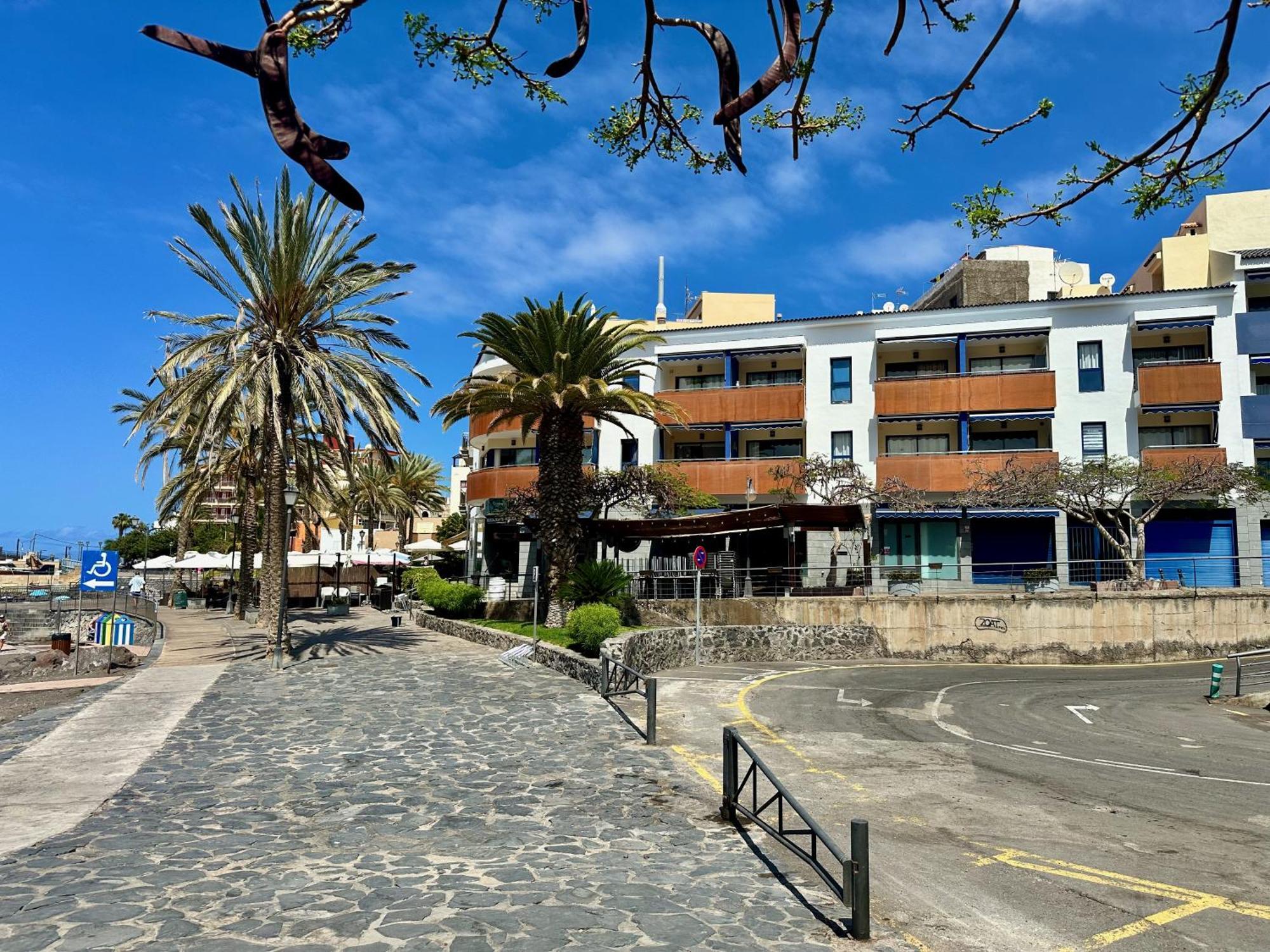 Pambnb - Chic Beachside Apartment Playa San Juan Buitenkant foto