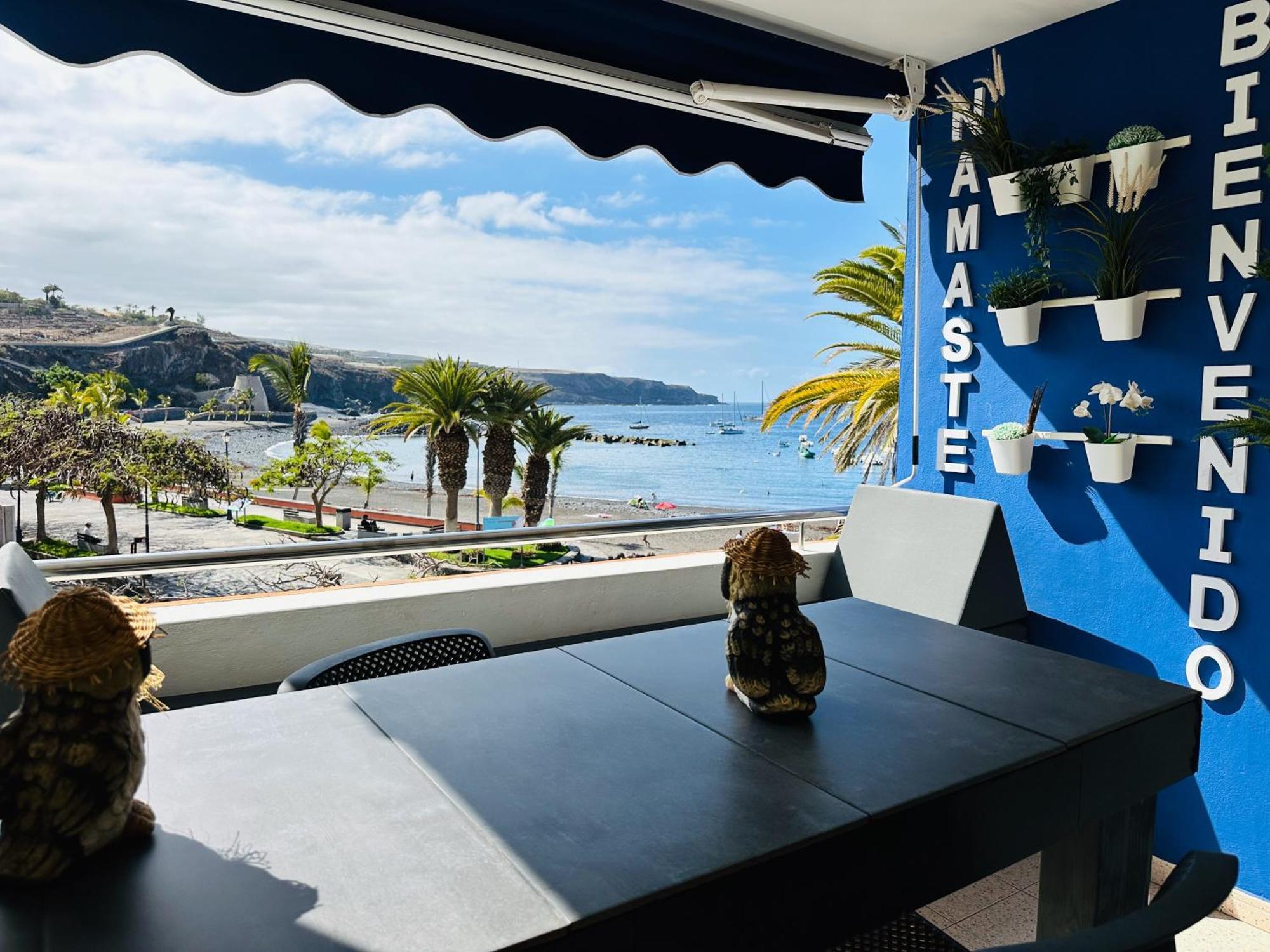 Pambnb - Chic Beachside Apartment Playa San Juan Buitenkant foto